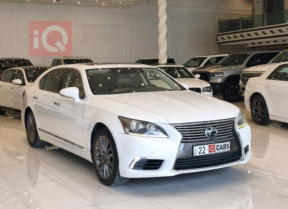 Lexus LS